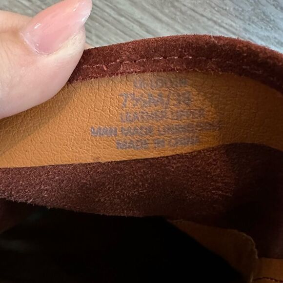 Lucky Brand Womens 8.5M Lollin Booties Brandy Suede Pointy Pull On Slouch - Picture 5 of 6